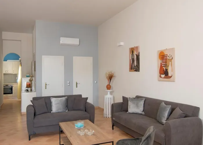 بيت للعطل Filina's Luxury House *